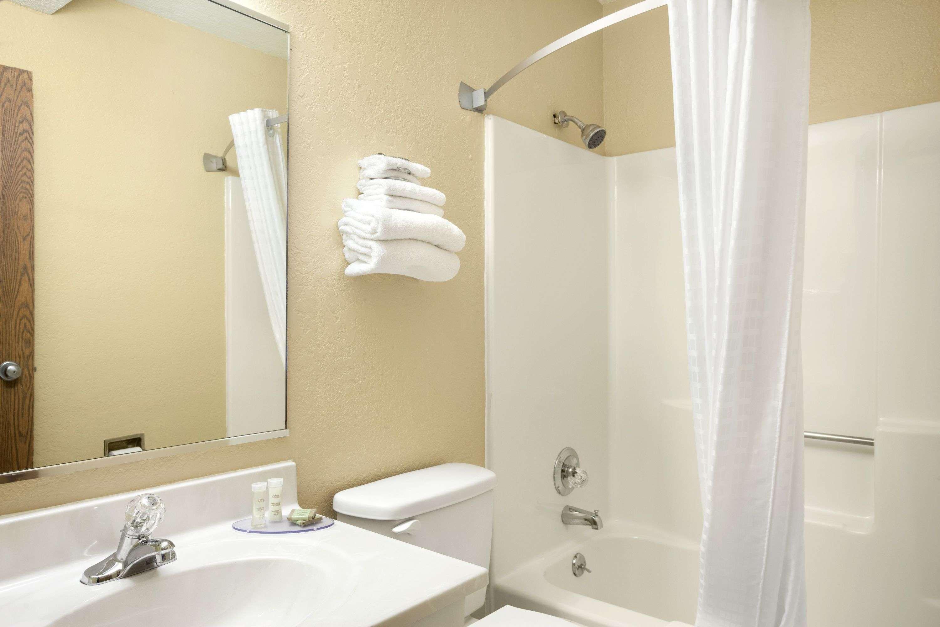Motel Super 8 By Wyndham Fairview Heights-St. Louis Esterno foto