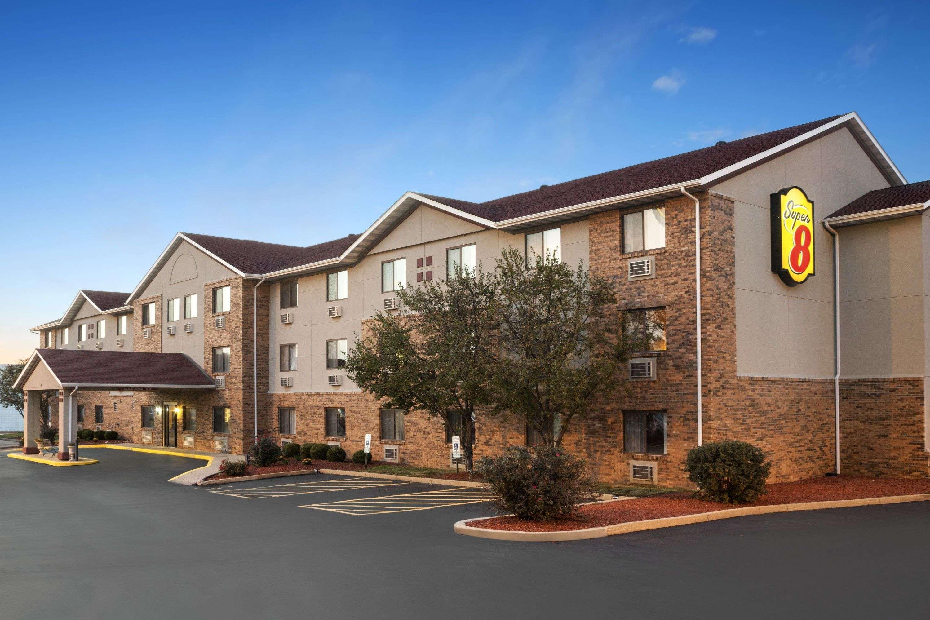 Motel Super 8 By Wyndham Fairview Heights-St. Louis Esterno foto